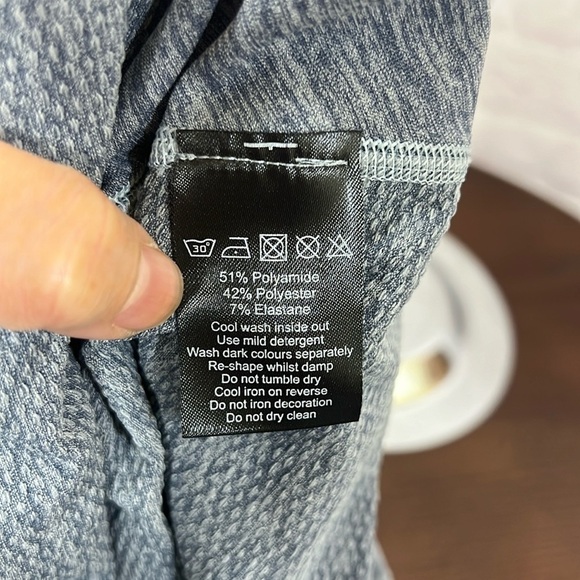 ALPHALETE MUSCLE SHIRT GYM SHIRT MEDIUM VERY STRETCHY - Picture 5 of 9